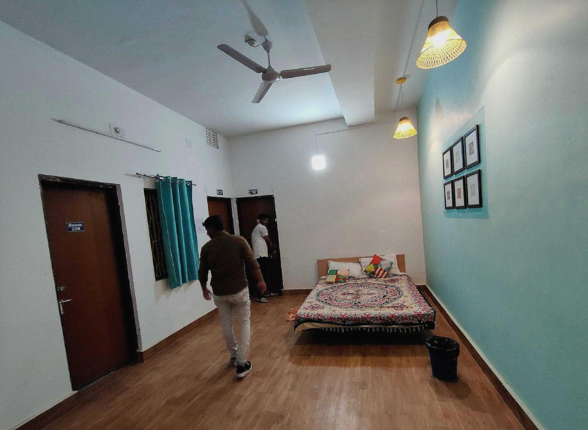 Hotel O Housefull Residency Khandagiri Exterior foto